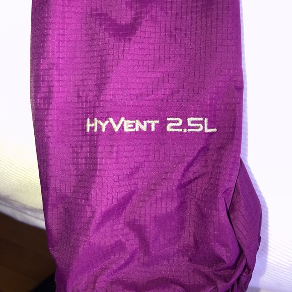 North Face Rain jacket - Picture 3 of 3